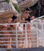 Access_Kardashian_256.jpg