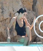 Access_Kardashian_265.jpg