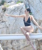 Access_Kardashian_285.jpg