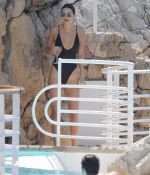 Access_Kardashian_317.jpg