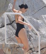 Access_Kardashian_322.jpg
