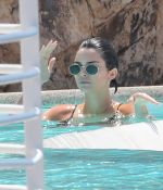 Access_Kardashian_74.jpg