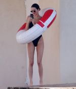 Access_Kardashian_8.jpg