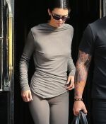 Access_Kardashian_2.jpg