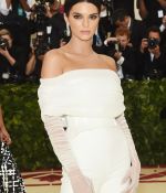 Access_Kardashian_16.jpg