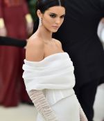 Access_Kardashian_3.jpg