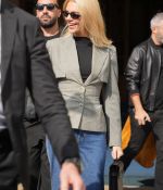 Access_Kardashian_281829.jpg