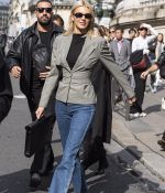 Access_Kardashian_28429.jpg