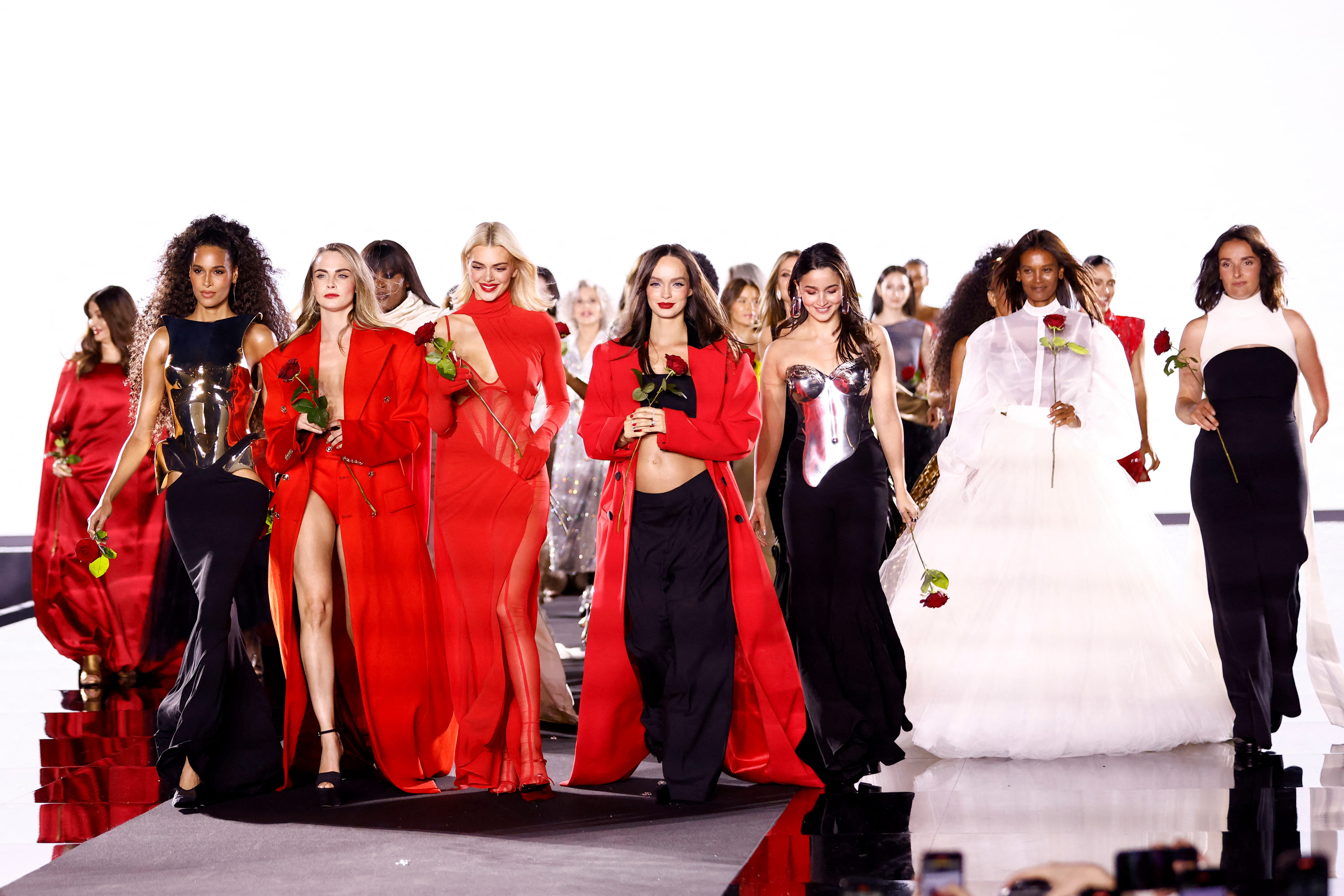 Access_Kardashian_28229.jpg