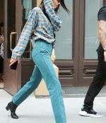 Access_Kardashian_2.jpg