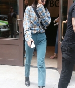 Access_Kardashian_3.jpg