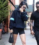 Access_Kardashian_7.jpg