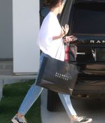 Access_Kardashian_2.jpg
