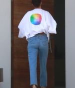 Access_Kardashian_4.jpg