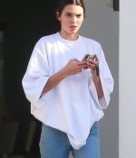 Access_Kardashian_3.jpg