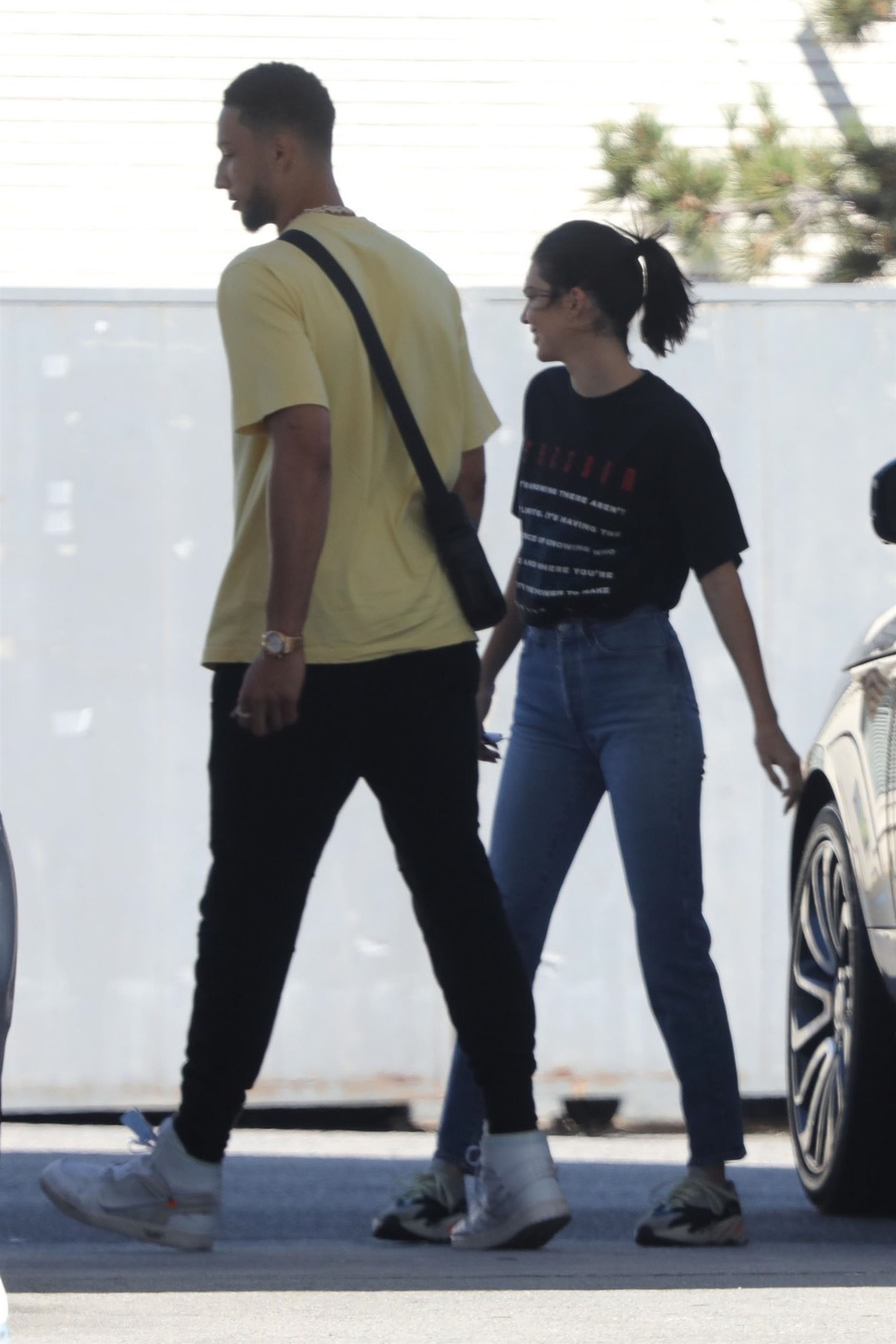 Access_Kardashian_3.jpg