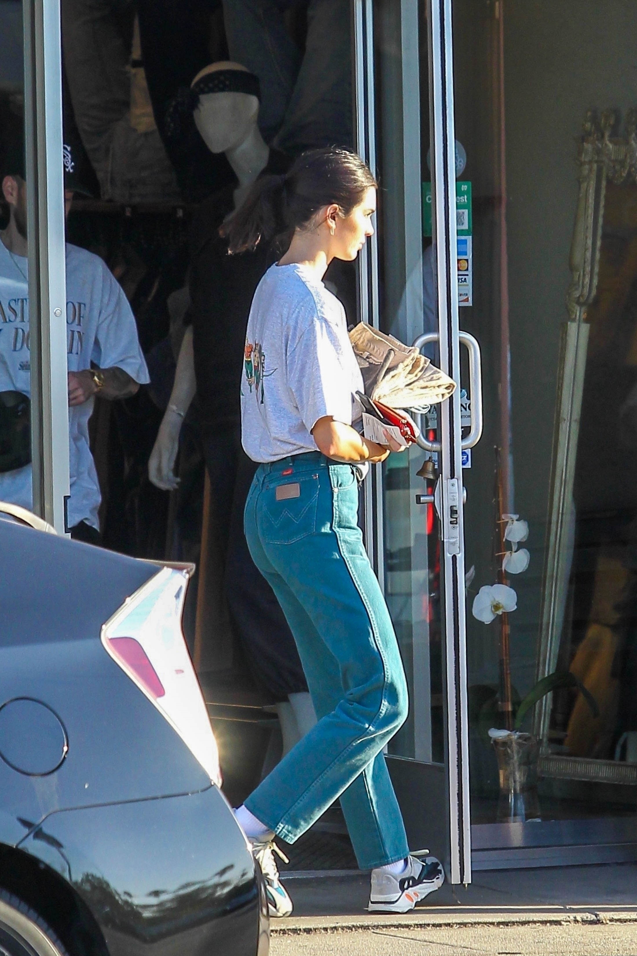 Access_Kardashian_7.jpg