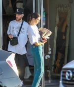 Access_Kardashian_8.jpg