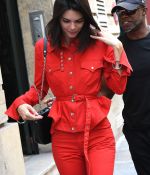 Access_Kardashian_2.jpg