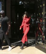 Access_Kardashian_12.jpg