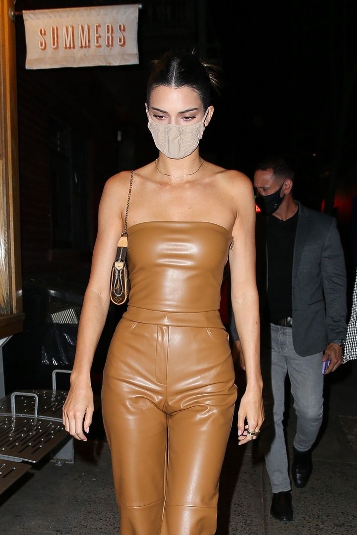 Access_Kardashian_001.jpg