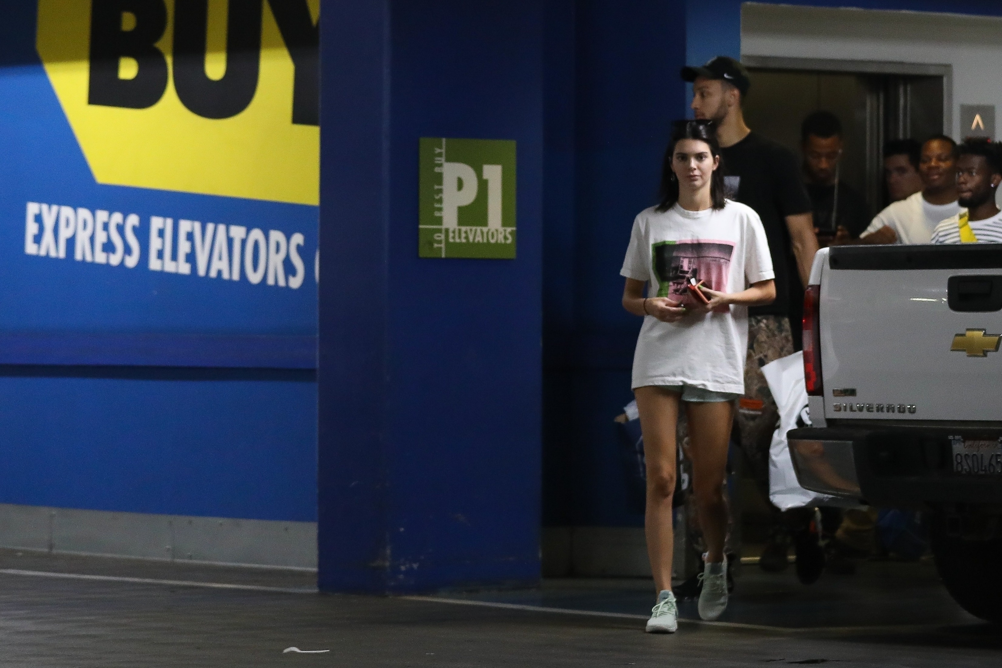Access_Kardashian_6.jpg