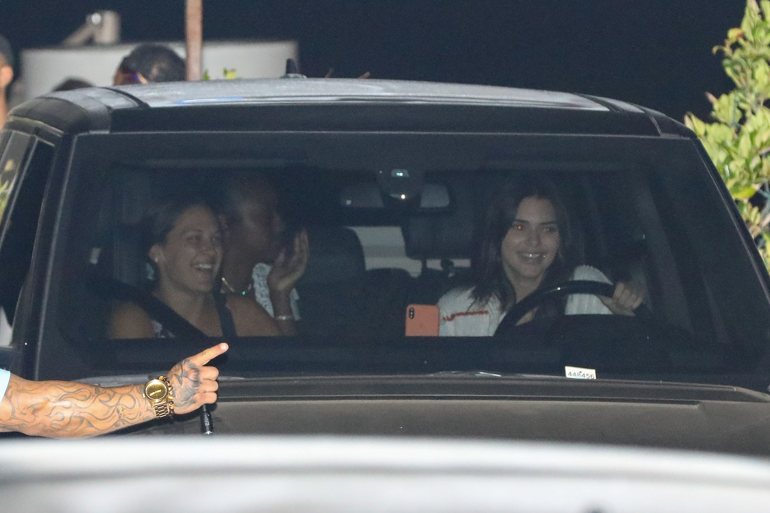 Access_Kardashian_16.jpg