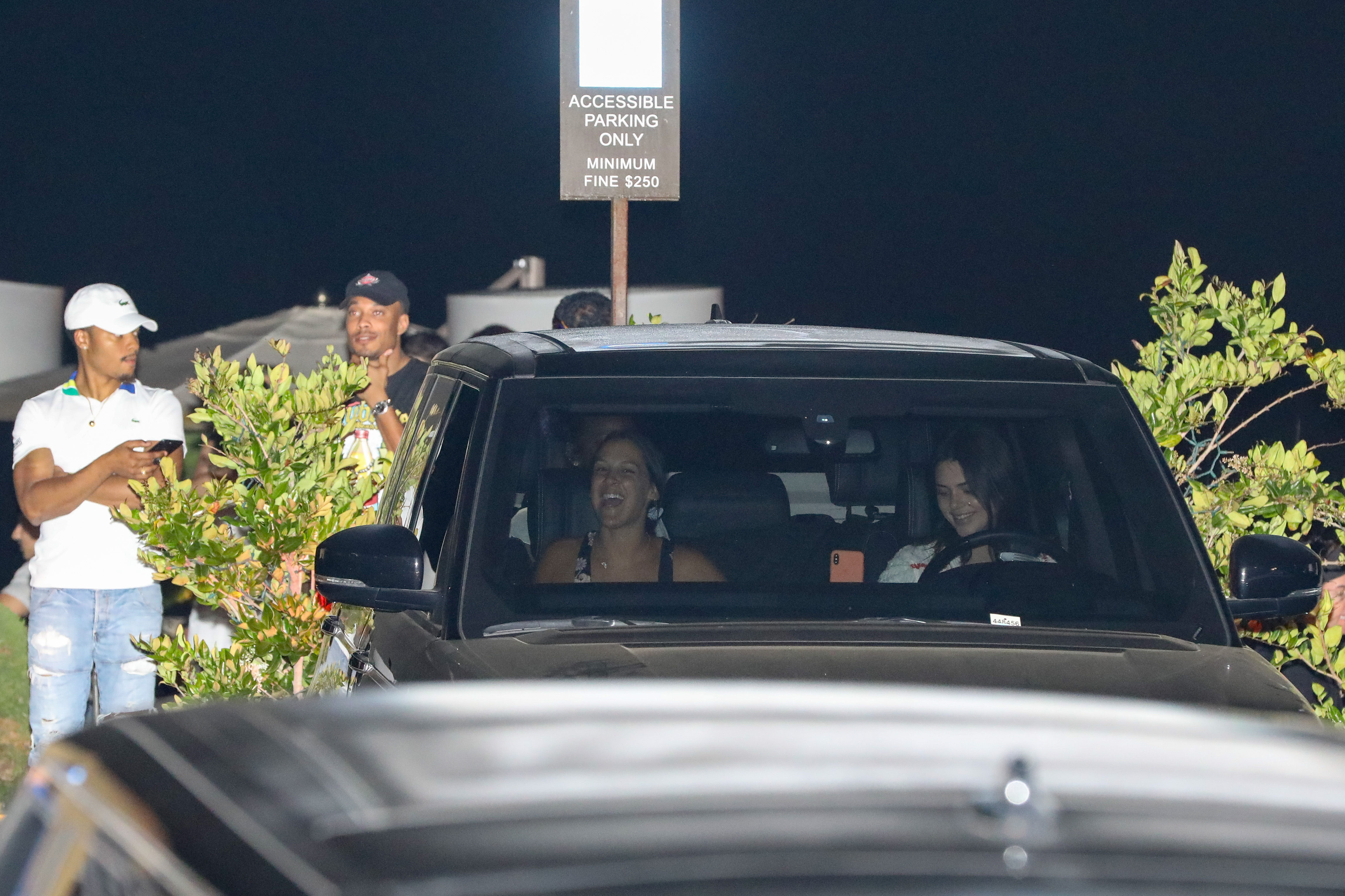 Access_Kardashian_22.jpg