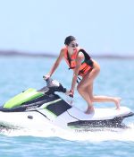 Access_Kardashian_5.jpg