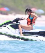 Access_Kardashian_6.jpg