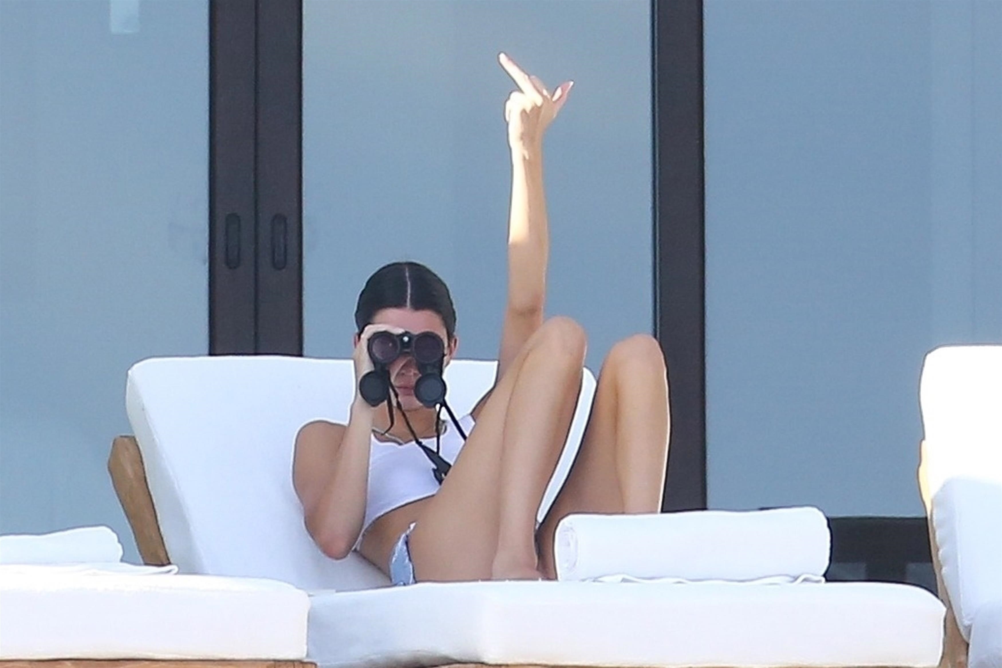 Access_Kardashian_11.jpg