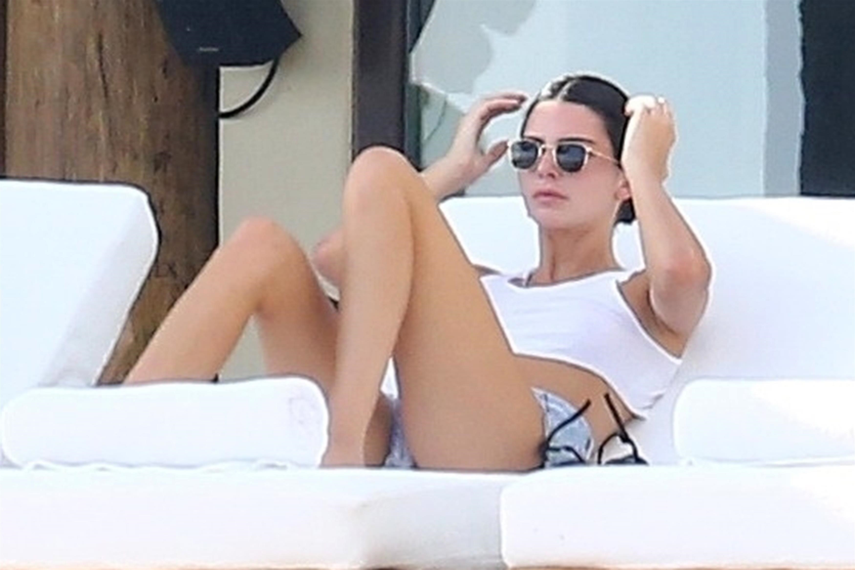 Access_Kardashian_6.jpg