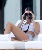 Access_Kardashian_15.jpg