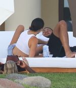 Access_Kardashian_36.jpg