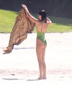 Access_Kardashian_20.jpg