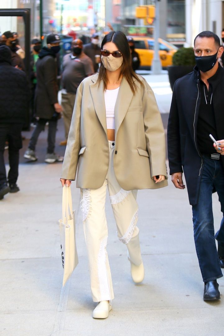 Access_Kardashian_001.jpg