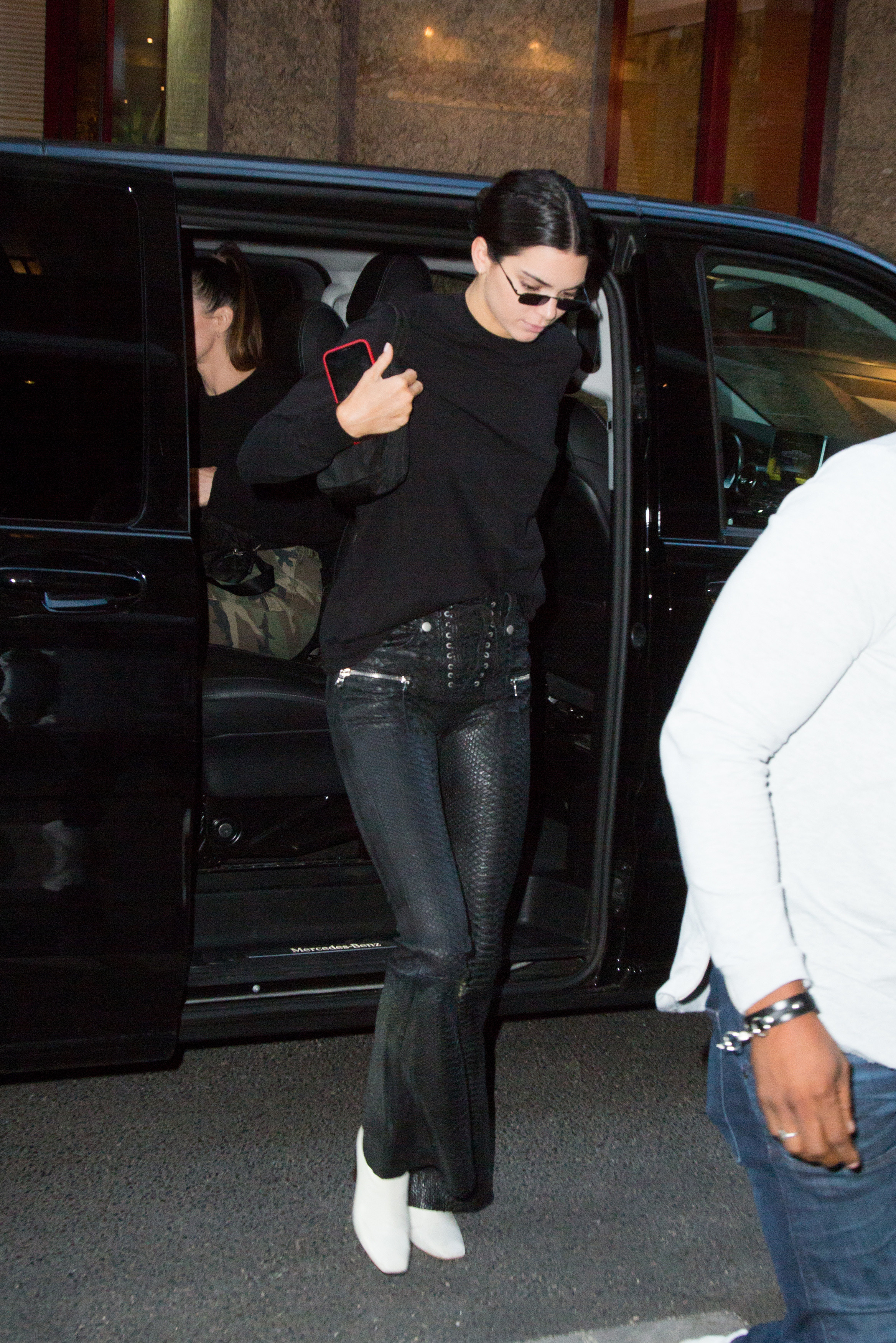 Access_Kardashian_2.jpg
