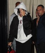Access_Kardashian_2.jpg