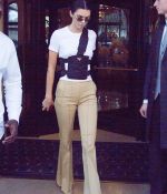 Access_Kardashian_2.jpg