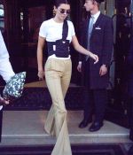 Access_Kardashian_3.jpg