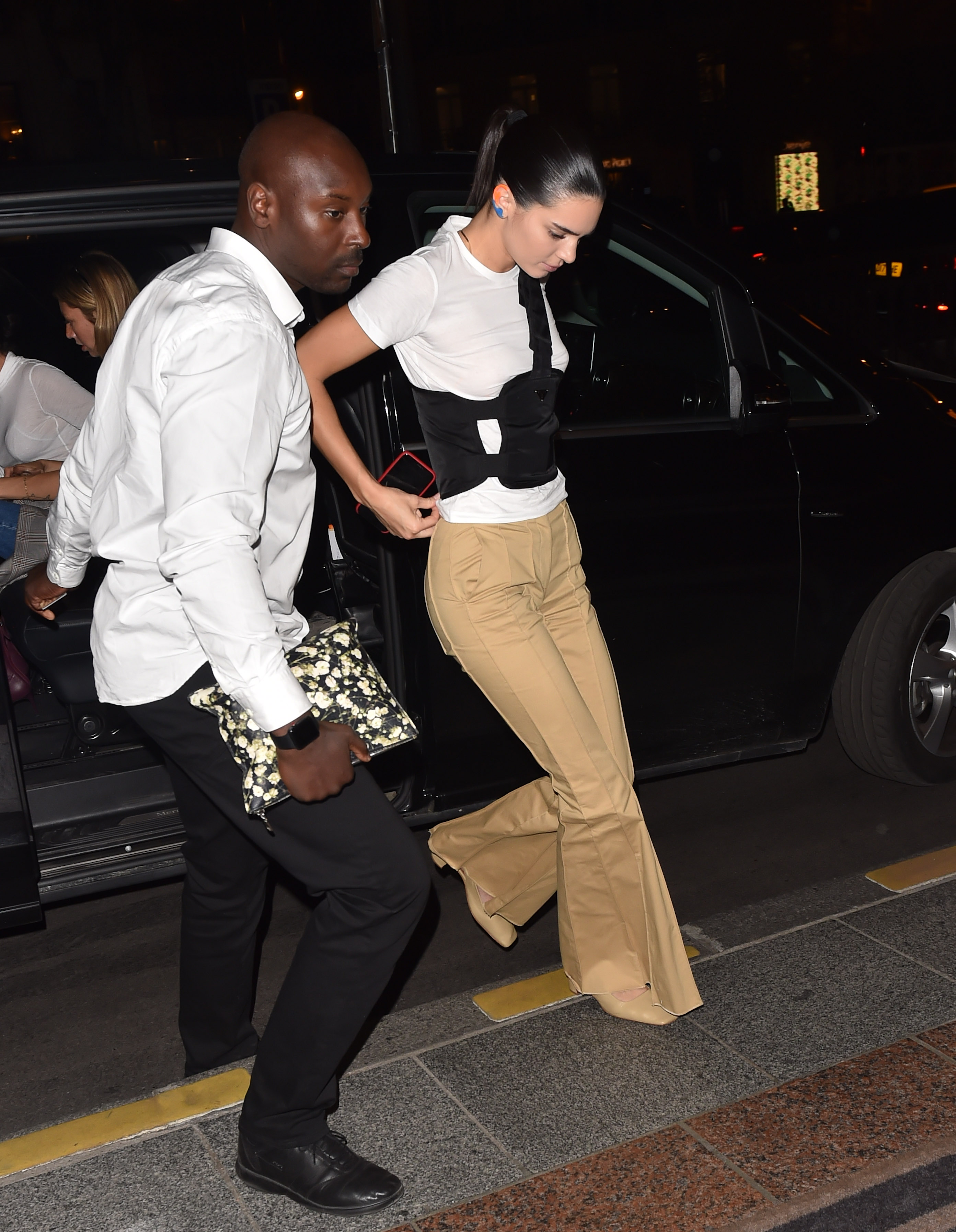 Access_Kardashian_2.jpg