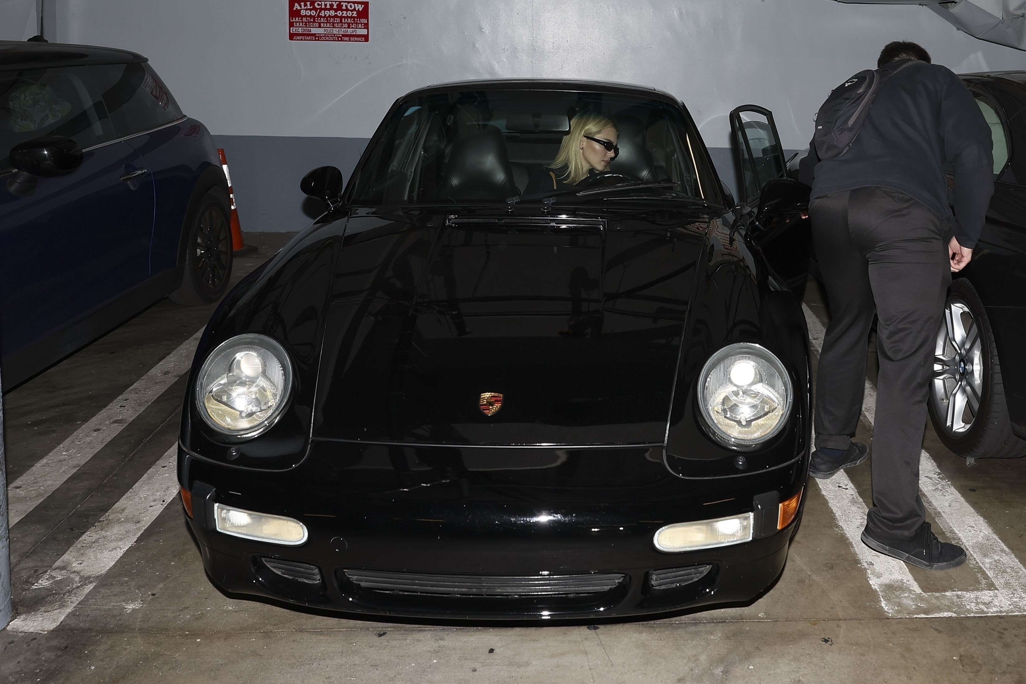 access_2810429.jpg