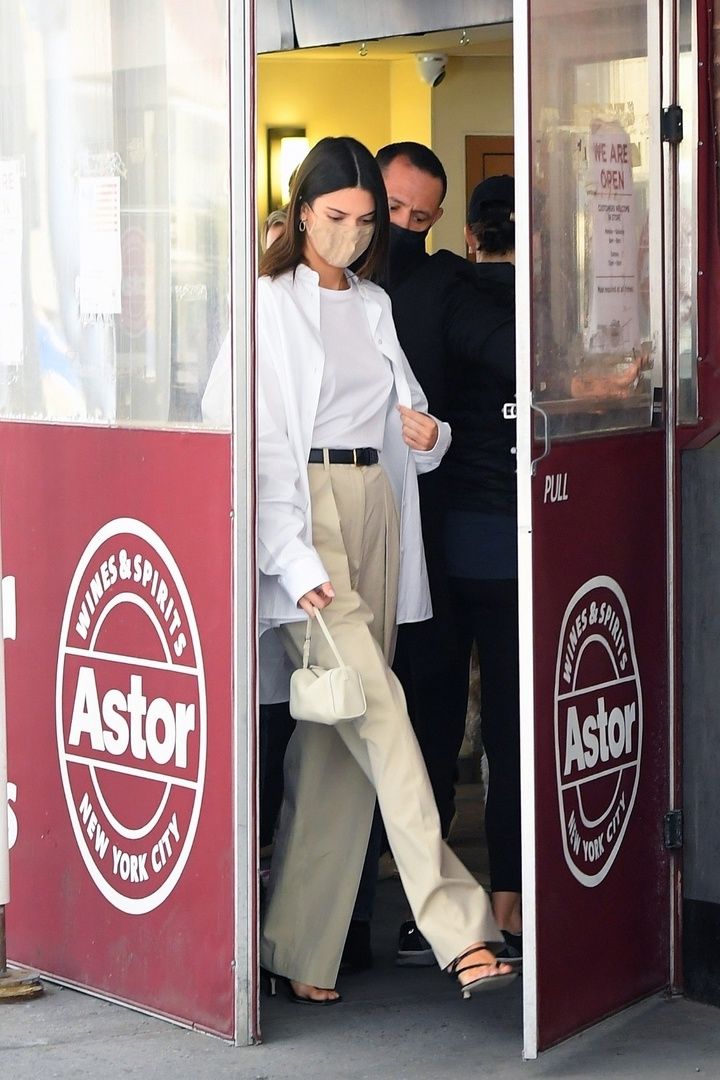 Access_Kardashian_001.jpg