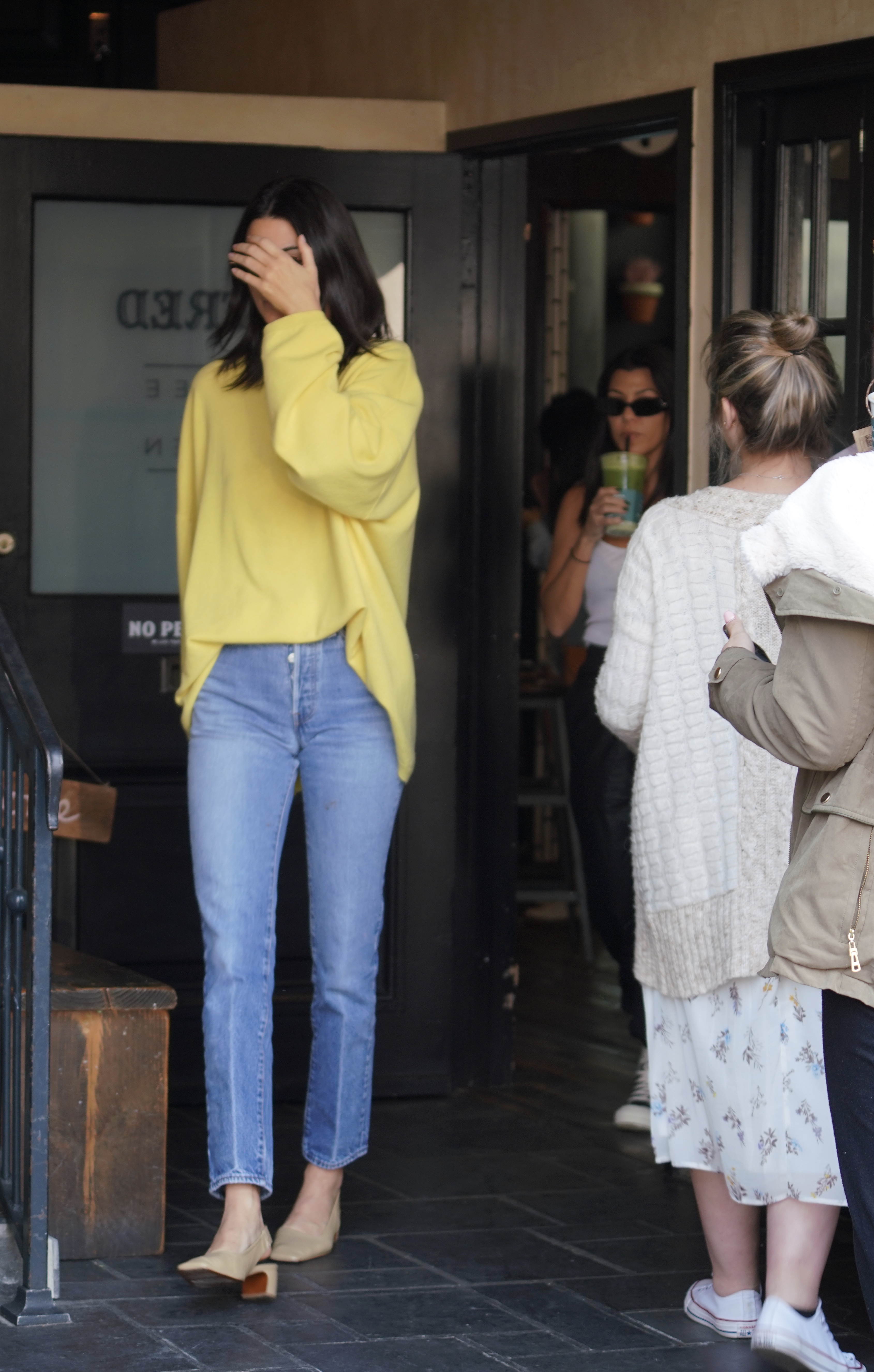 Access_Kardashian_2.jpg