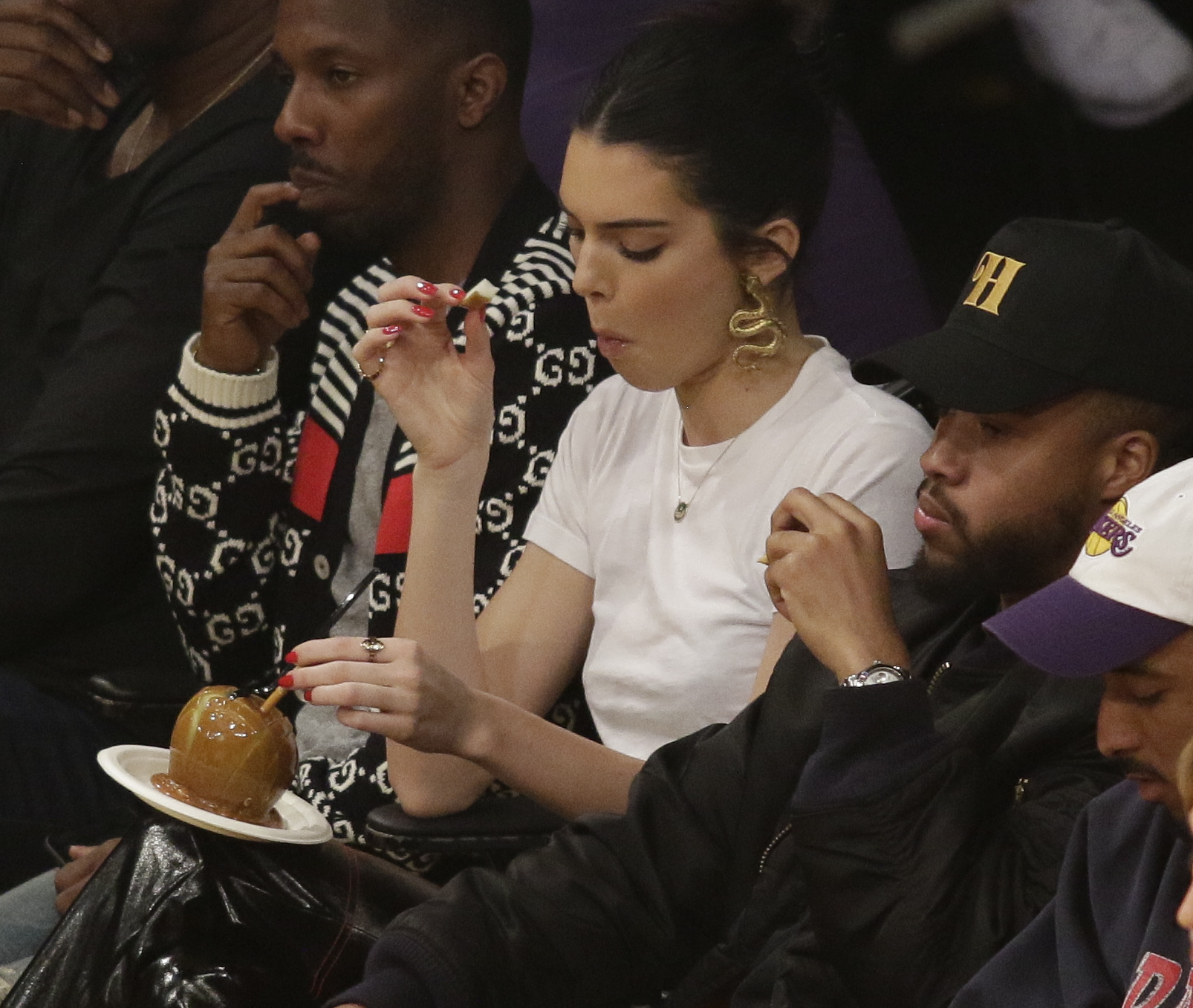 Access_Kardashian_100.jpg