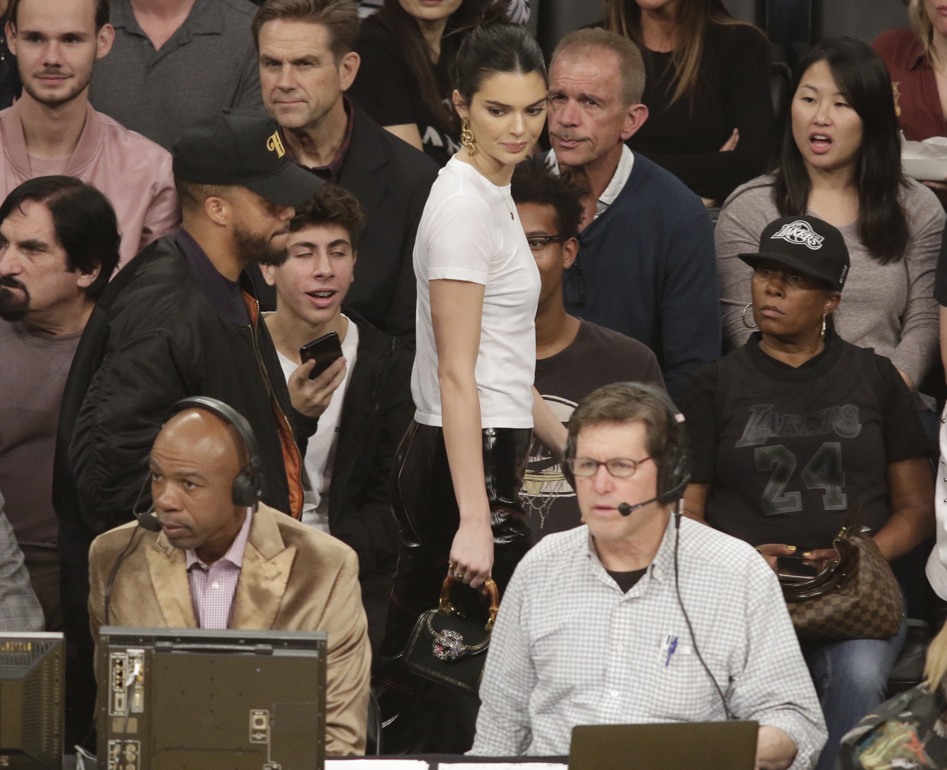 Access_Kardashian_7.jpg