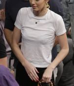 Access_Kardashian_18.jpg