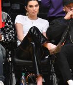 Access_Kardashian_50.jpg