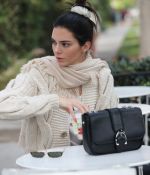 Access_Kardashian_7.jpg