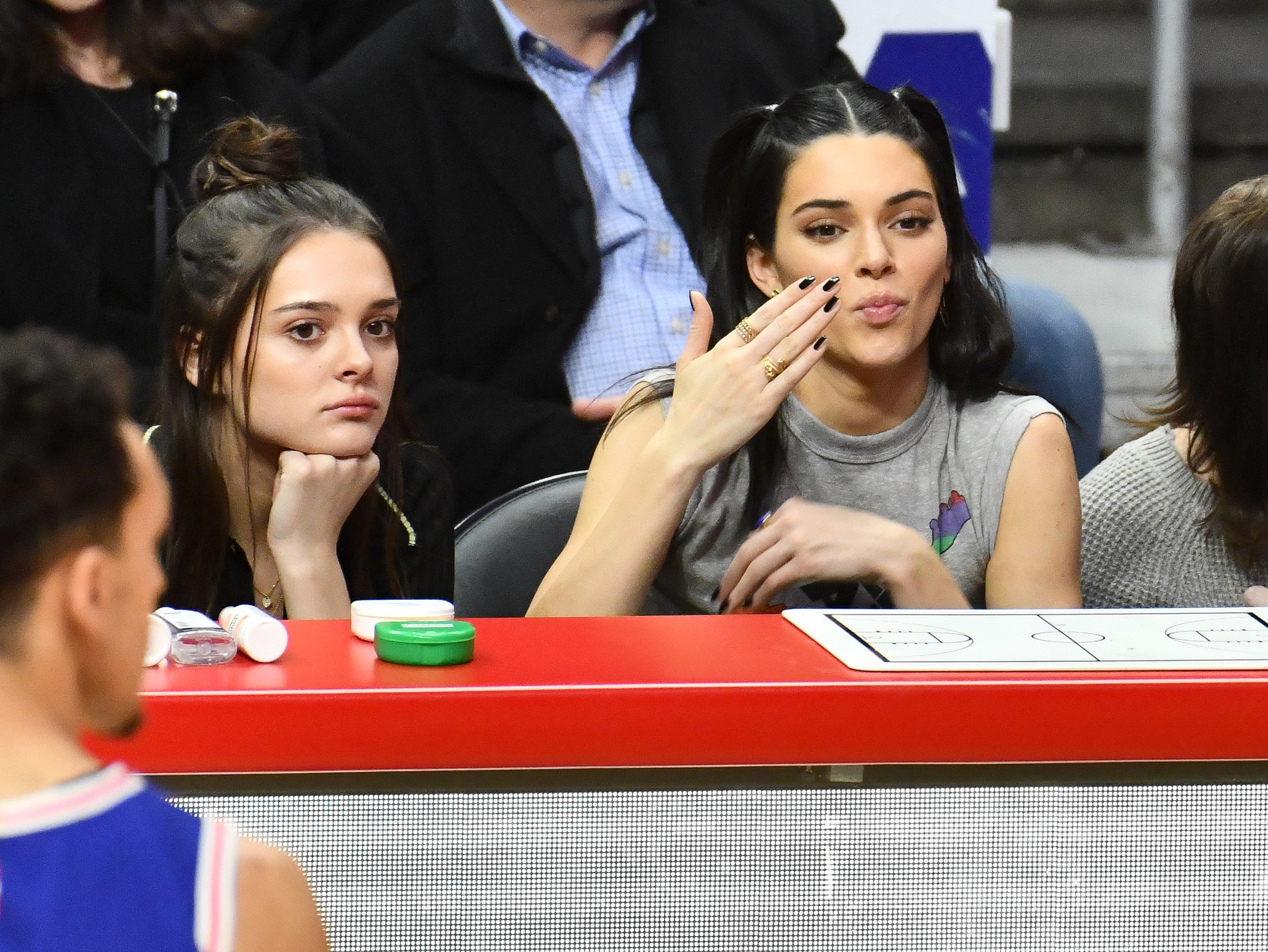 Access_Kardashian_3.jpg